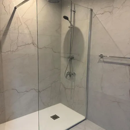 Apartment Swieqi Collection, Lux 3br Maisonette, Bbq Lounge , St Julians Is-Swieqi